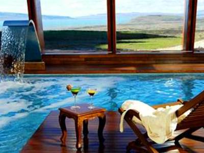 Imagen de la piscina del Hotel Alto Calafate Patagonico. Foto 16
