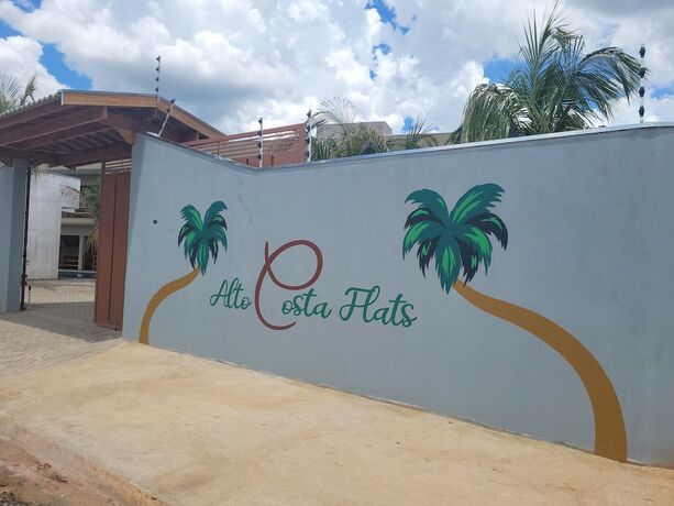 Imagen general del Hotel Alto Costa Flats. Foto 14