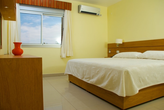 Imagen de la habitación del Hotel Alto Del Camino. Foto 3