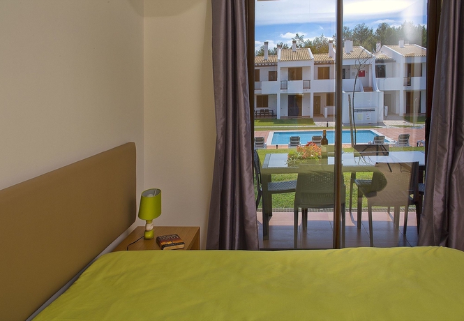 Imagen de la habitación del Hotel Alto Fairways. Foto 7