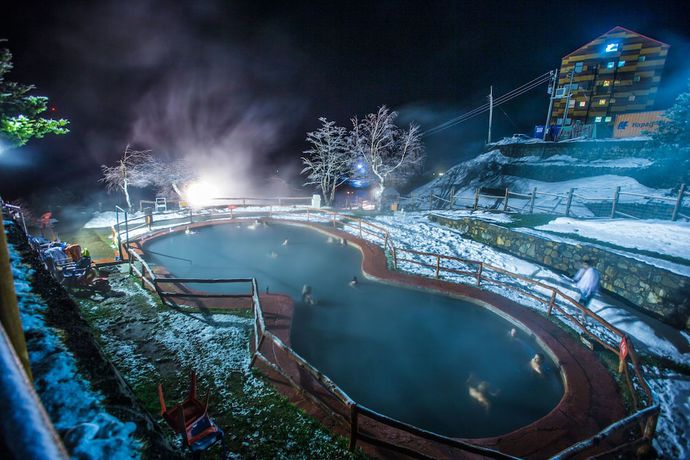 Imagen de la piscina del Hotel Alto Nevados. Foto 20