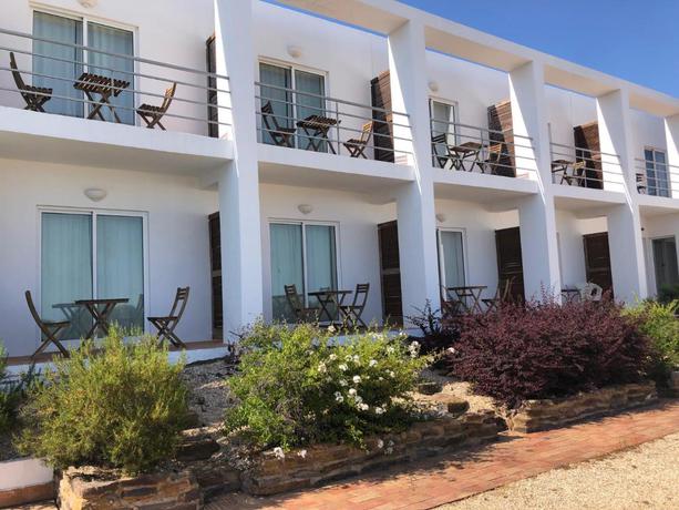 Imagen de los exteriores del Hotel Alto da Lua. Foto 5