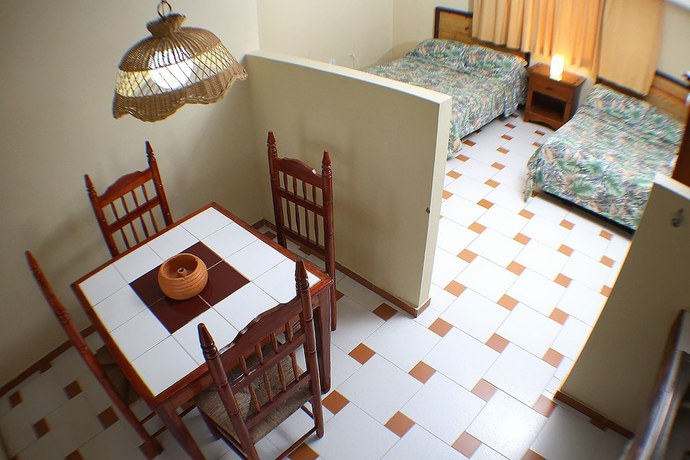 Imagen de la habitación del Hotel Altocerro Villas and Camping. Foto 9