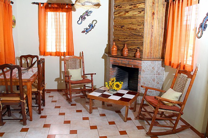 Imagen de la habitación del Hotel Altocerro Villas and Camping. Foto 17