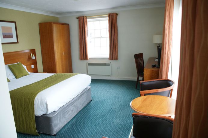 Imagen de la habitación del Hotel Alton House. Foto 7