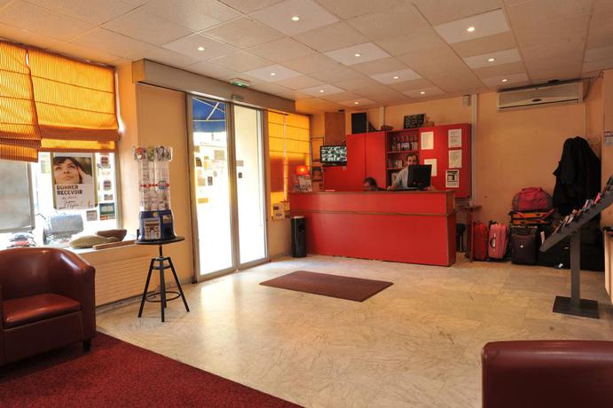 Imagen de los interiores del Hotel Altona. Foto 11