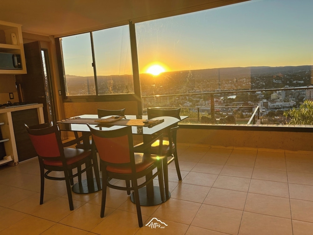 Imagen de la habitación del Hotel Altos Apart Carlos Paz. Foto 1