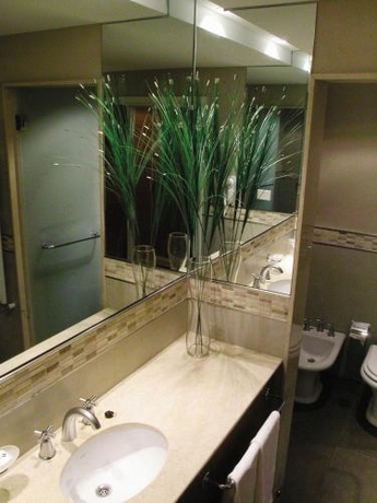 Imagen de la habitación del Hotel Altos De Belgrano Caba&ntilde;as Golf Y Spa. Foto 7