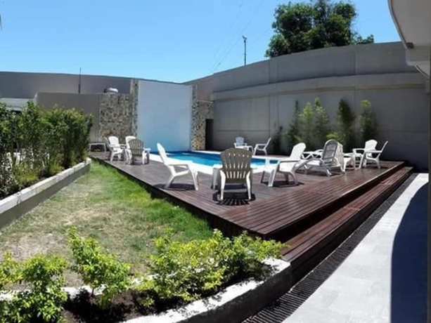 Imagen de la piscina del Hotel Altos Del Estero. Foto 15