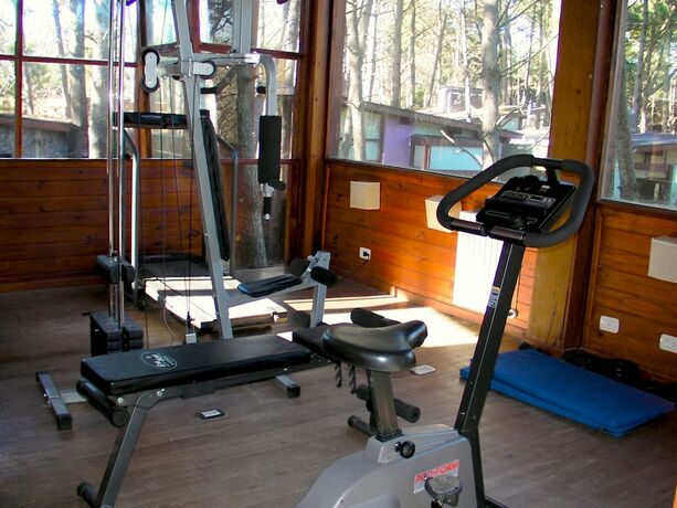 Imagen general del Hotel Altos Medanos - Cabañas Y Club De Bosque. Foto 4