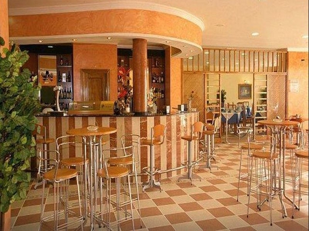 Imagen general del Hotel Altos de Ist&aacute;n. Foto 3