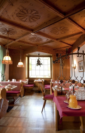 Imagen del bar/restaurante del Hotel Altpradl. Foto 5