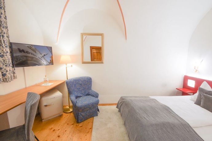 Imagen de la habitación del Hotel Altstadt Wolf. Foto 3