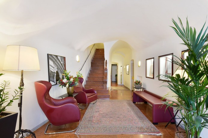 Imagen de los interiores del Hotel Altstadt Wolf. Foto 19