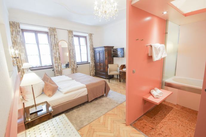 Imagen de la habitación del Hotel Altstadt Wolf. Foto 7