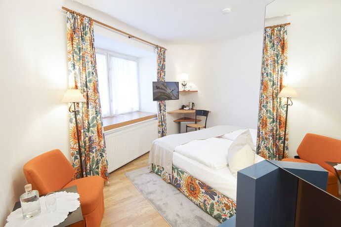 Imagen de la habitación del Hotel Altstadt Wolf. Foto 11