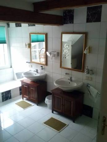 Imagen de la habitación del Hotel Altstadthotel Kramer. Foto 12