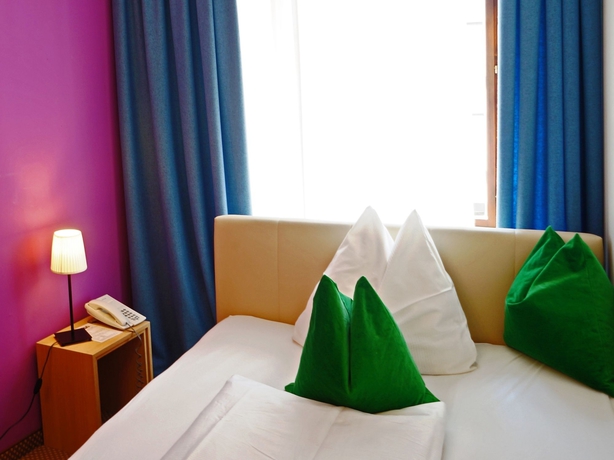 Imagen de la habitación del Hotel Altstadthotel Weisse Taube. Foto 9