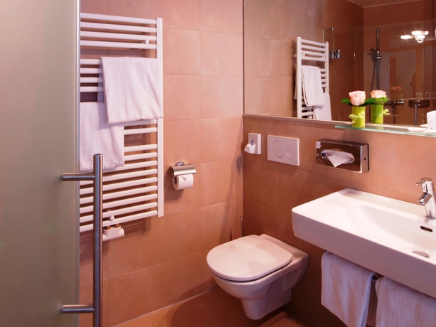 Imagen de la habitación del Hotel Altstadthotel Weisse Taube. Foto 12