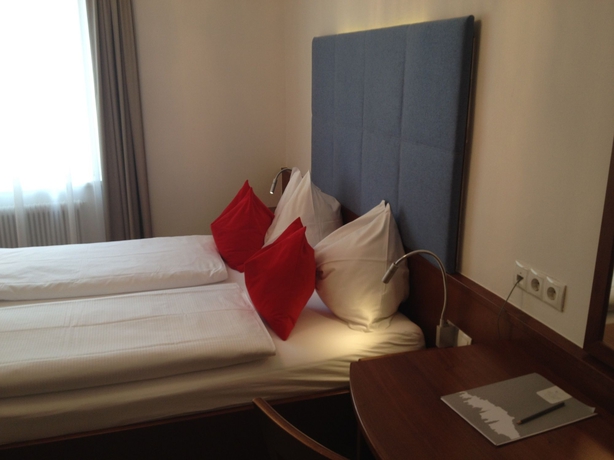 Imagen de la habitación del Hotel Altstadthotel Weisse Taube. Foto 16