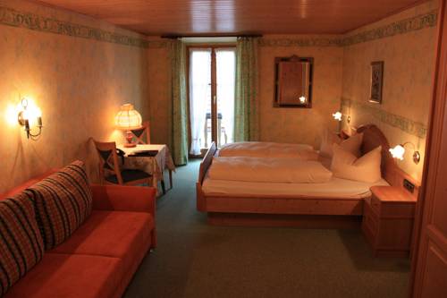 Imagen de la habitación del Hotel Altwirt. Foto 2