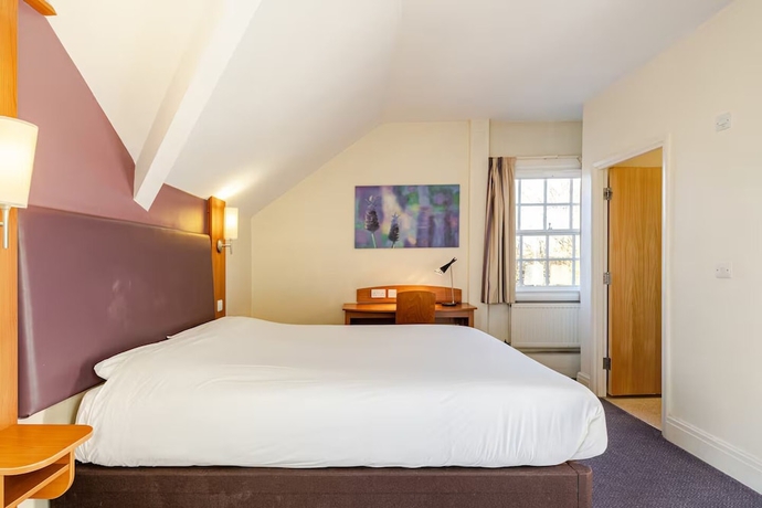 Imagen de la habitación del Hotel Alty. Foto 7