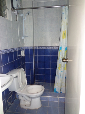 Imagen de la habitación del Hotel Alu. Foto 7