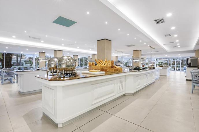 Imagen del bar/restaurante del Hotel Alua Boccaccio. Foto 2