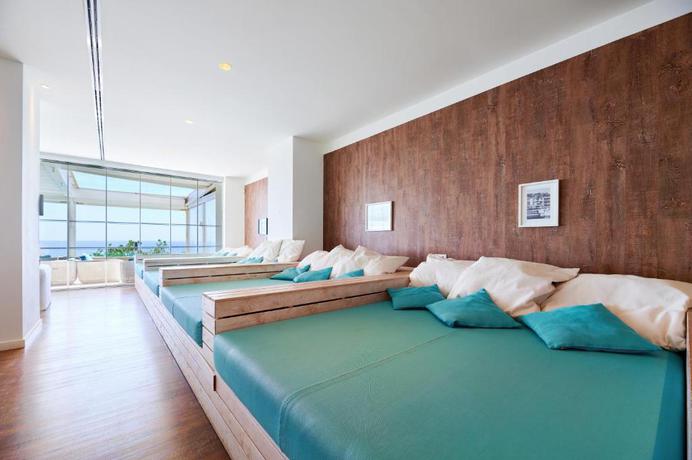 Imagen de los interiores del Hotel Alua Calas de Mallorca Resort. Foto 7