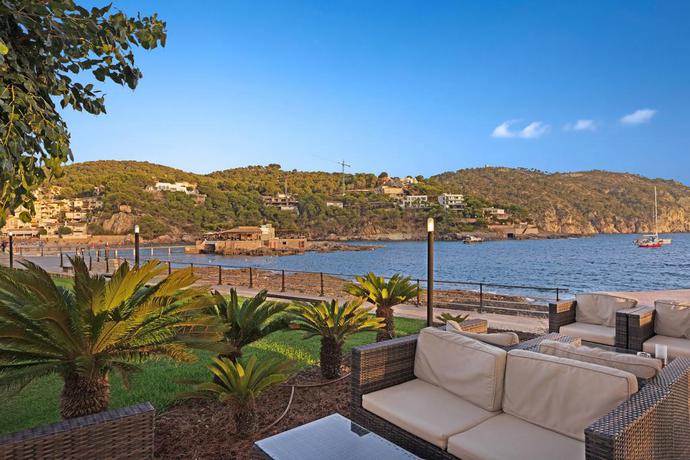 Imagen de los exteriores del Hotel Alua Gran Camp De Mar. Foto 12