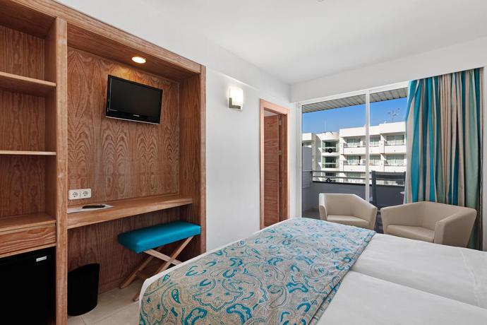 Imagen de la habitación del Hotel Alua Gran Camp de Mar - Hyatt Inclusive Collection. Foto 8