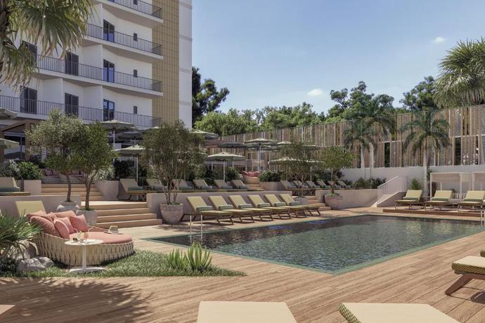 Imagen de la piscina del Hotel Alua Linda Mallorca. Foto 11