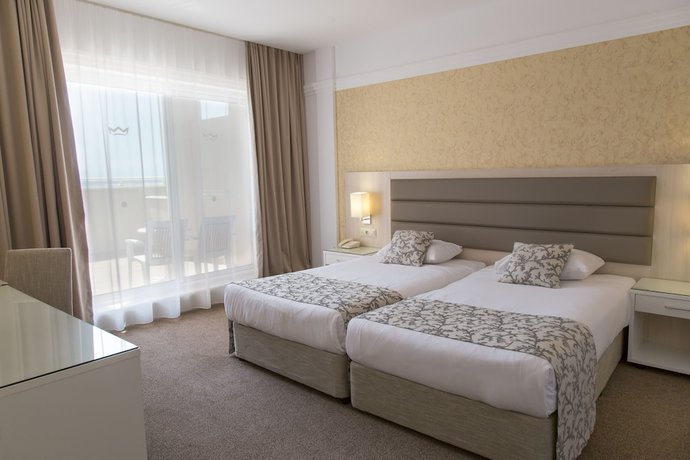 Imagen de la habitación del Hotel Alua Sunny Beach Resort and Spa. Foto 7