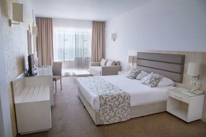 Imagen de la habitación del Hotel Alua Sunny Beach Resort and Spa. Foto 9