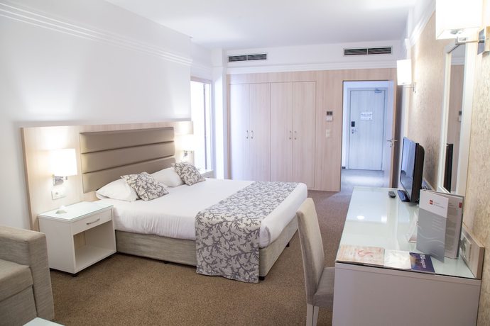 Imagen de la habitación del Hotel Alua Sunny Beach Resort and Spa. Foto 11