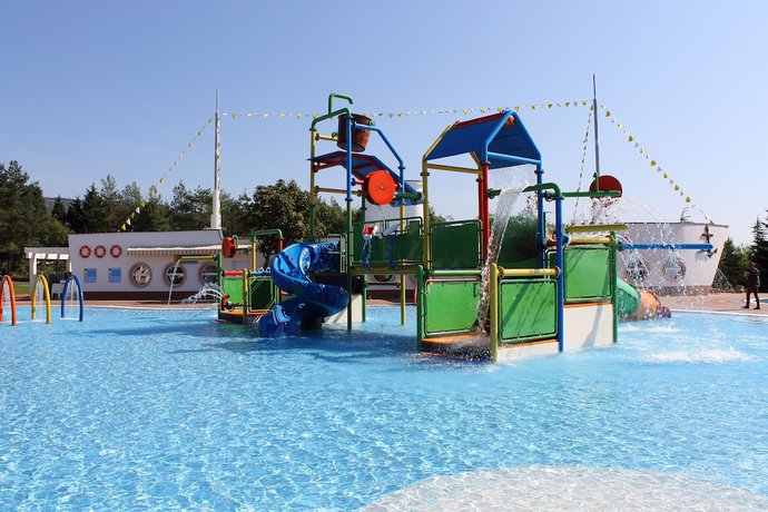 Imagen de la piscina del Hotel Alua Sunny Beach Resort and Spa. Foto 18