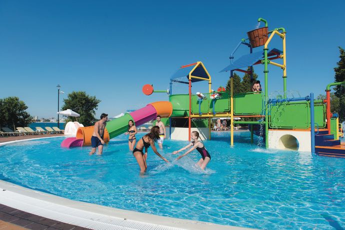 Imagen de la piscina del Hotel Alua Sunny Beach Resort and Spa. Foto 20
