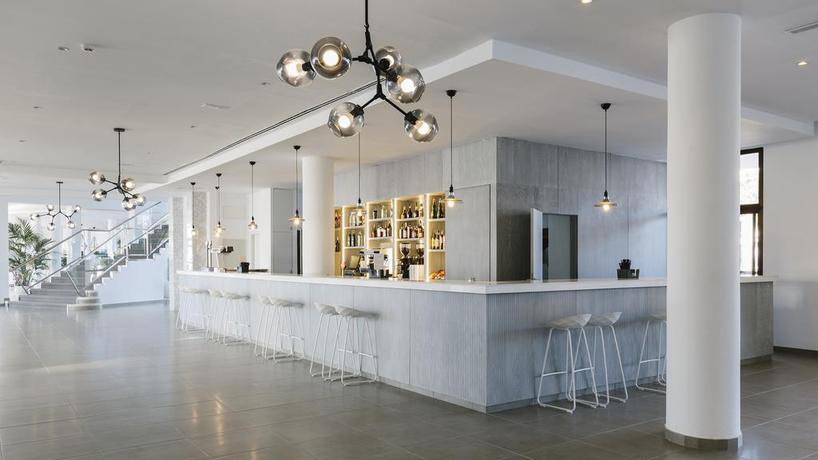 Imagen de los interiores del Hotel AluaSoul Ibiza -Adults Only - Hyatt Inclusive Collection. Foto 11
