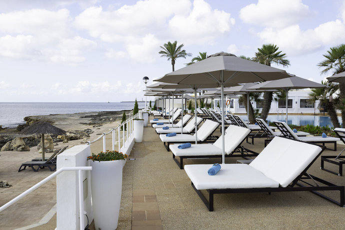Imagen de los exteriores del Hotel AluaSoul Menorca -Adults Only - Hyatt Inclusive Collection. Foto 9