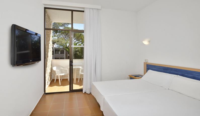 Imagen de la habitación del Hotel AluaSun Cala Antena- All Inclusive - Hyatt Inclusive Collection. Foto 10