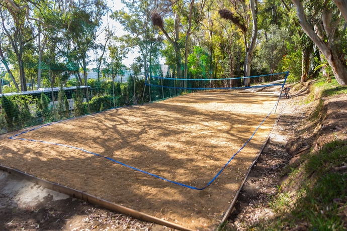 Imagen de los exteriores del Hotel AluaSun Costa Park. Foto 9