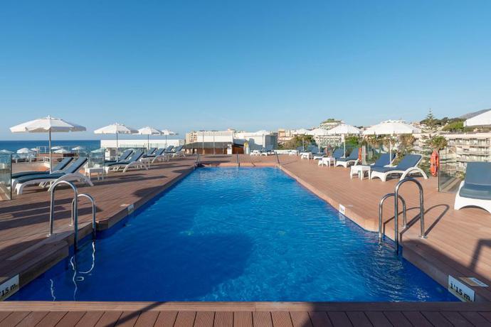 Imagen de la piscina del Hotel AluaSun Lago Rojo (Adults recommended). Foto 16