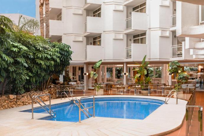 Imagen general del Hotel AluaSun Lago Rojo (Adults recommended). Foto 1