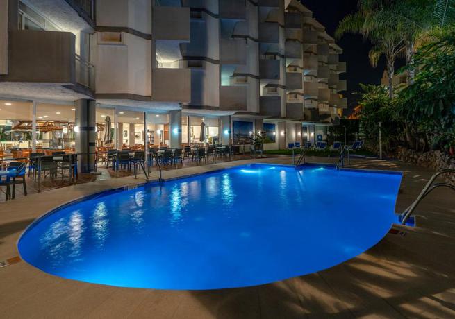 Imagen de la piscina del Hotel AluaSun Lago Rojo (Adults recommended). Foto 19