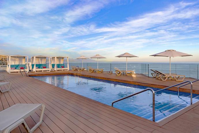 Imagen de la piscina del Hotel AluaSun Lago Rojo (Adults recommended). Foto 17