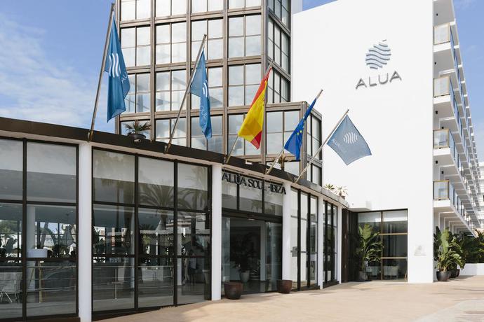 Imagen de los exteriores del Hotel Aluasoul Ibiza - Adults Only. Foto 8