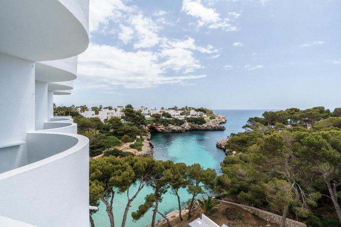 Imagen general del Hotel Aluasoul Mallorca Resort - Adults Only. Foto 14