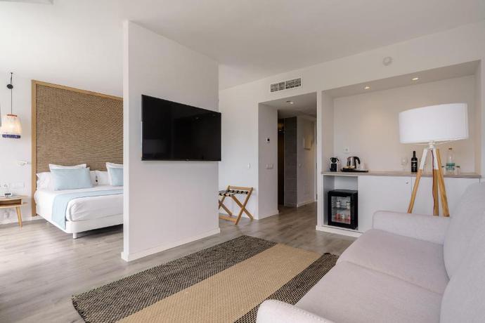 Imagen general del Hotel Aluasoul Mallorca Resort - Adults Only. Foto 15