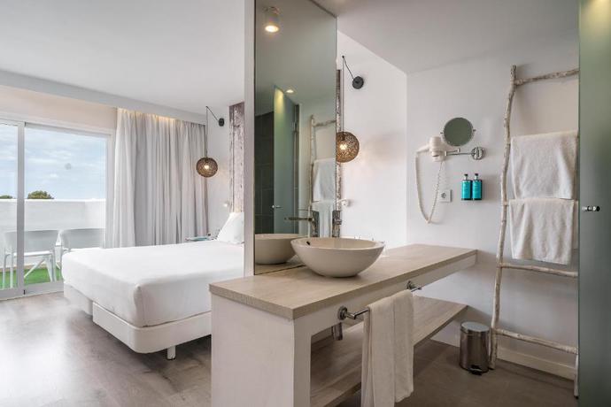 Imagen general del Hotel Aluasoul Mallorca Resort - Adults Only. Foto 19