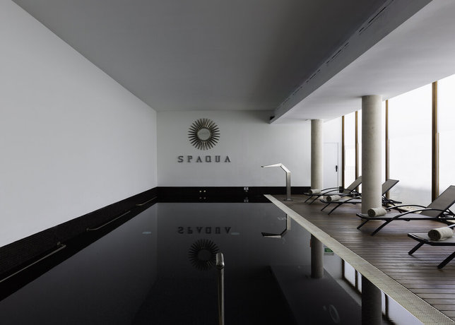 Imagen de la piscina del Hotel Aluasoul Menorca - Adults Only. Foto 21